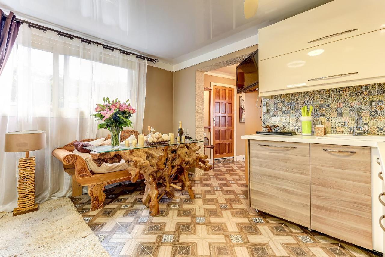 Kordelliya Apartment Chayofa Esterno foto